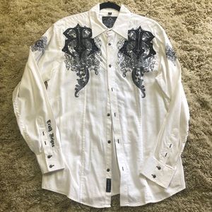 Men’s L Buckle Roar white club button dress shirt